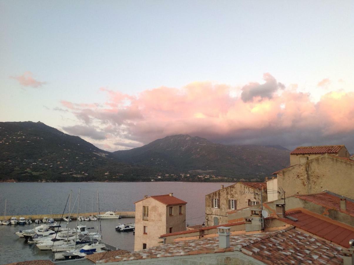 Grand appartement style loft bord de mer Propriano  Extérieur photo